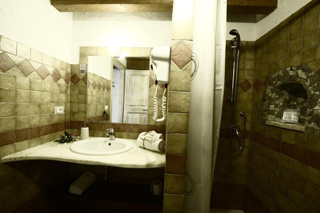 Il Giardino Degli Aranci Bed & Breakfast Mores Room photo
