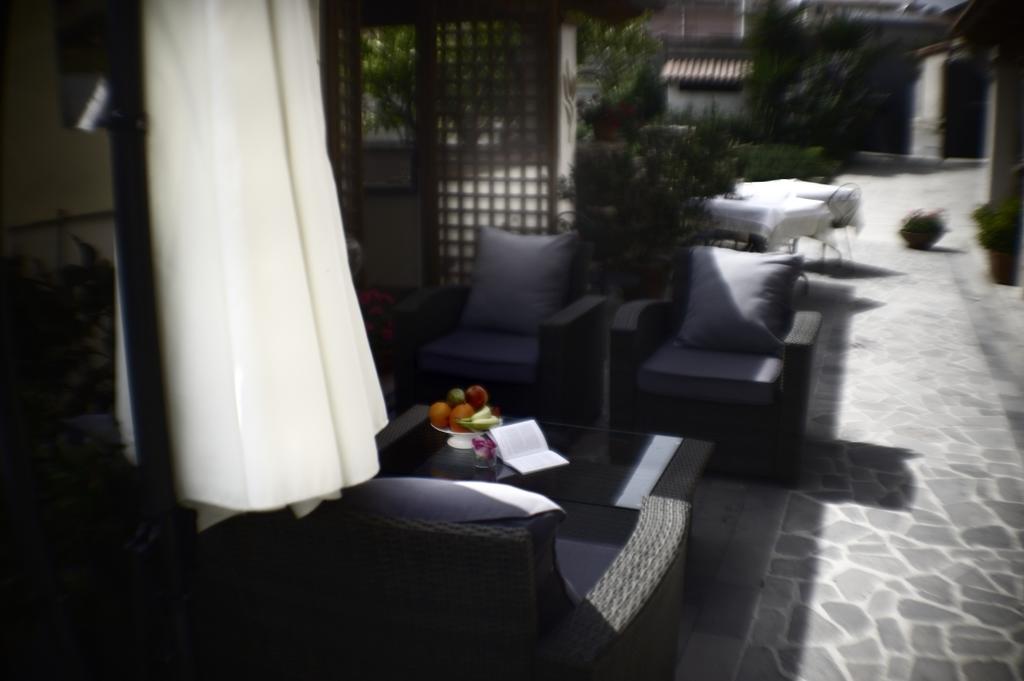 Il Giardino Degli Aranci Bed & Breakfast Mores Exterior photo