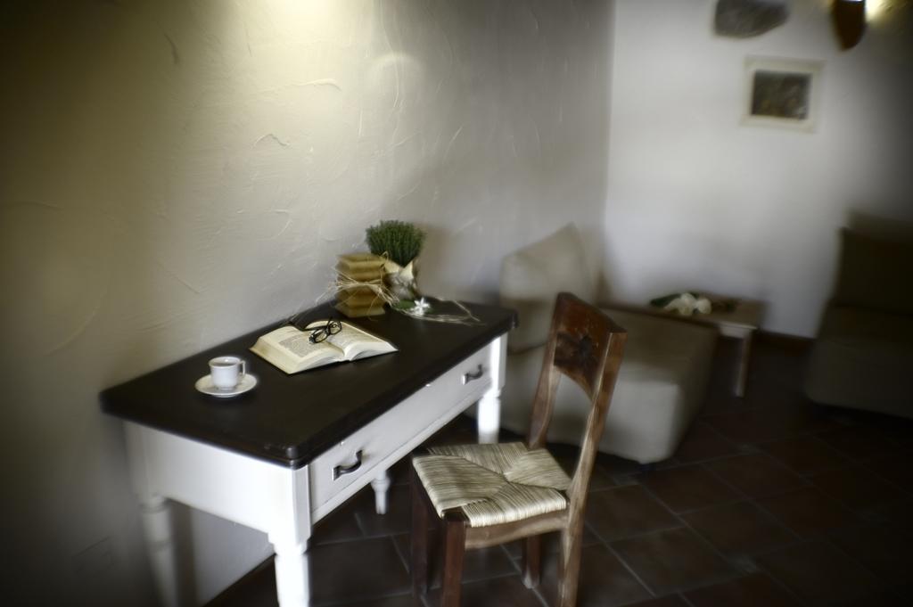 Il Giardino Degli Aranci Bed & Breakfast Mores Room photo