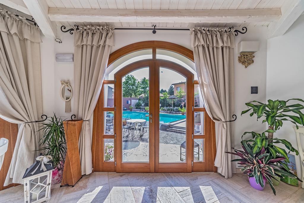 Il Giardino Degli Aranci Bed & Breakfast Mores Exterior photo